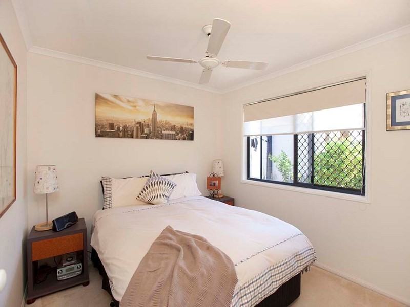 6 Monet Crescent, Mackenzie QLD 4156