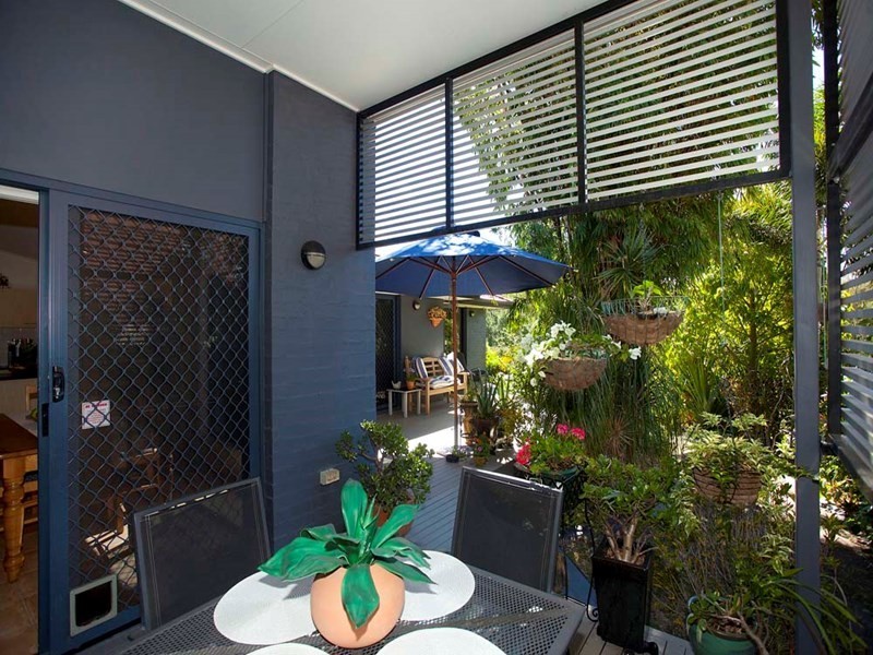 6 Monet Crescent, Mackenzie QLD 4156