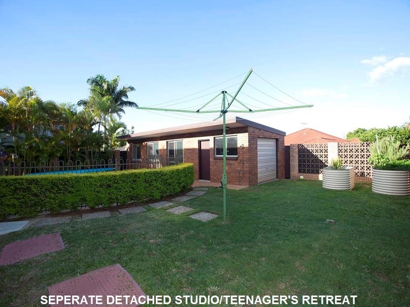 33 Koola Street, Wishart QLD 4122