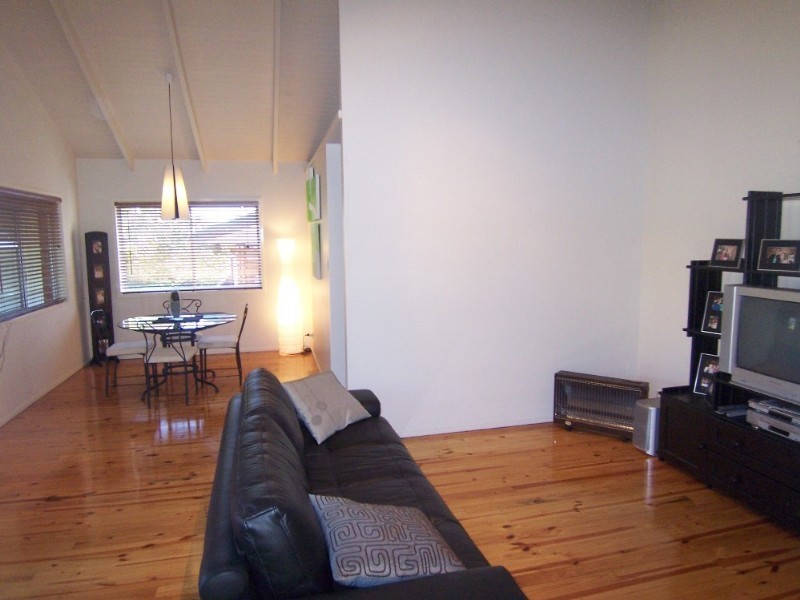 4 Wunulla Street, Mount Gravatt East QLD 4122