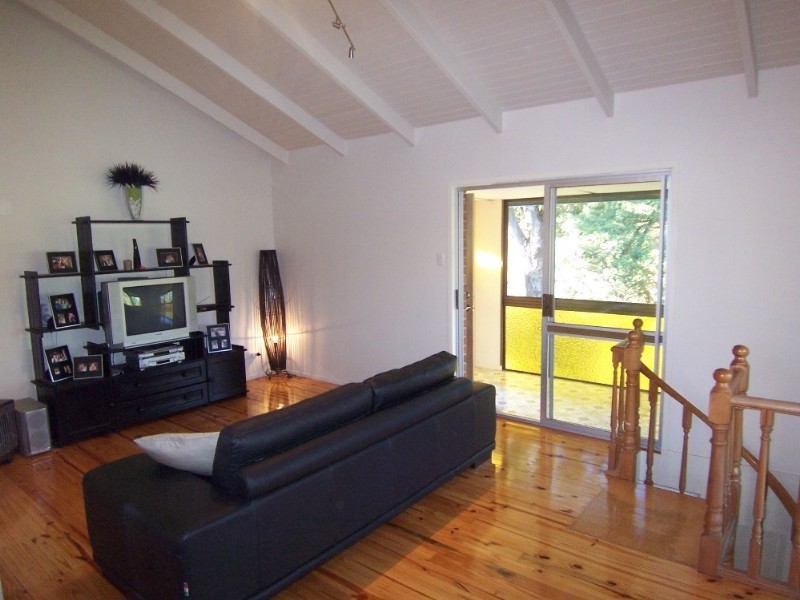 4 Wunulla Street, Mount Gravatt East QLD 4122