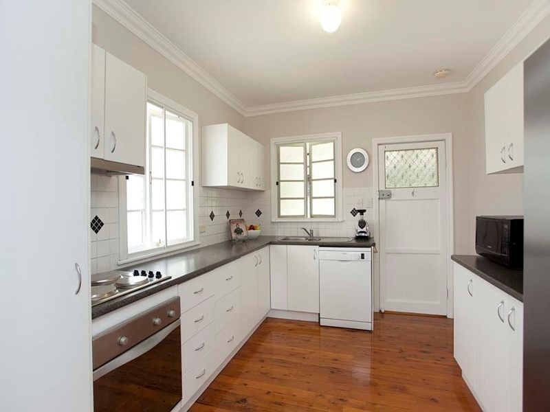 42 Amega Street, Mount Gravatt East QLD 4122