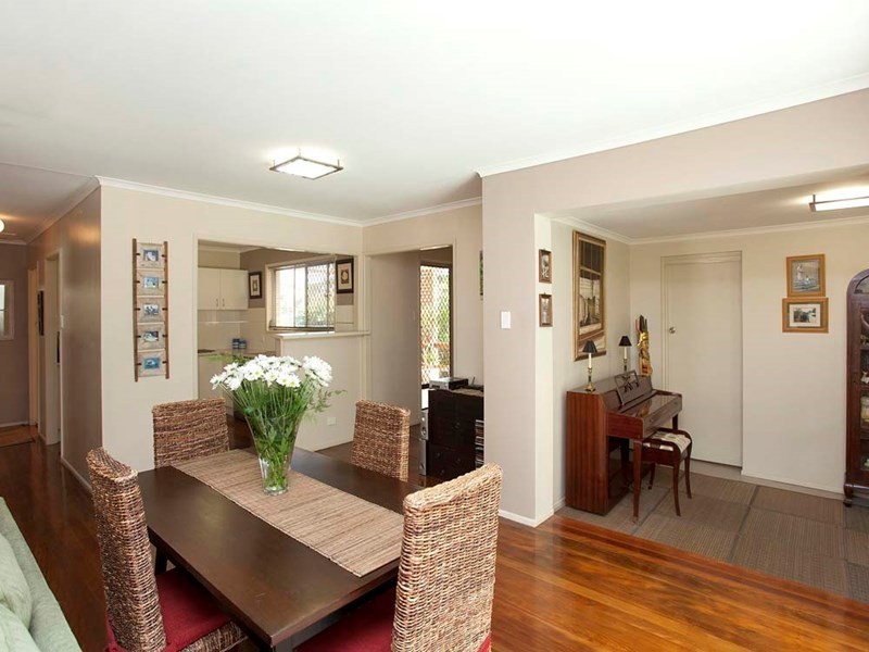 3 Monte Carlo Street, Wishart QLD 4122