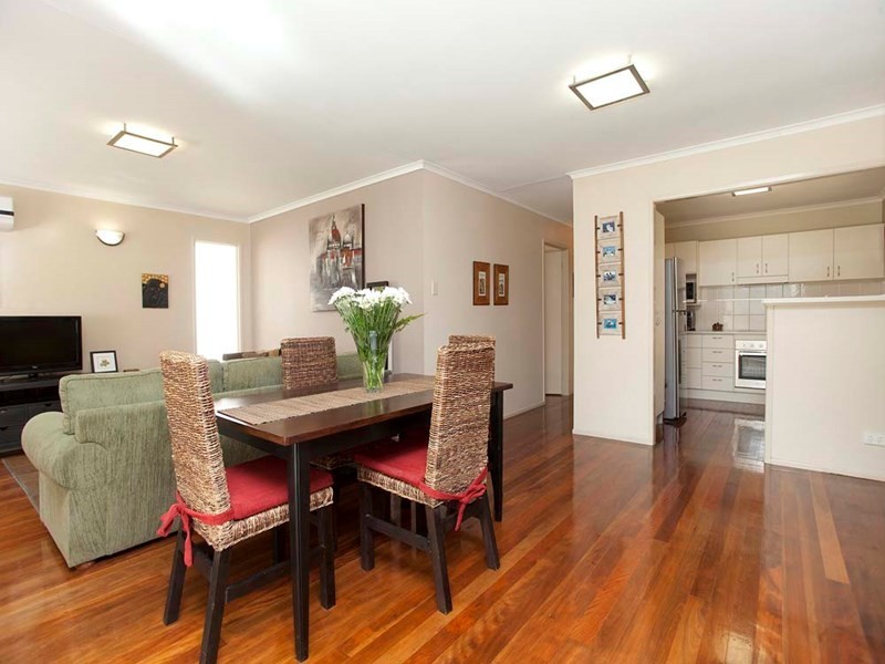 3 Monte Carlo Street, Wishart QLD 4122