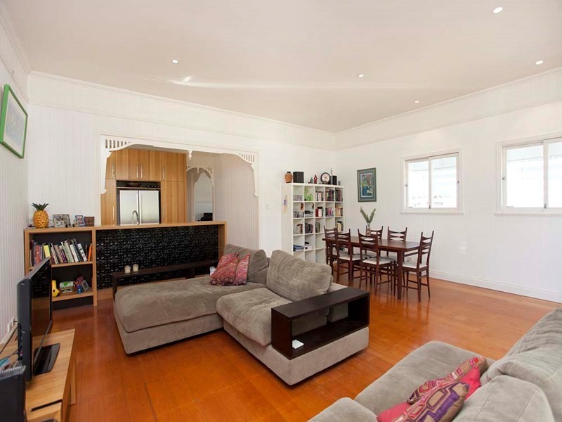 38 Taylor Street, Woolloongabba QLD 4102