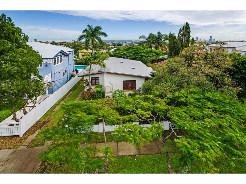 73 Carranya Street, Camp Hill QLD 4152