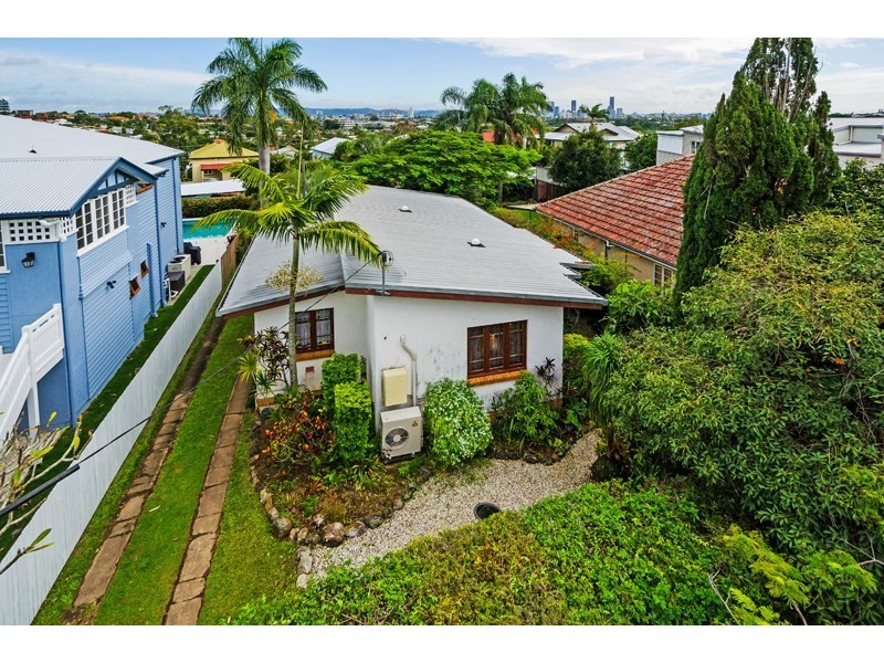 73 Carranya Street, Camp Hill QLD 4152