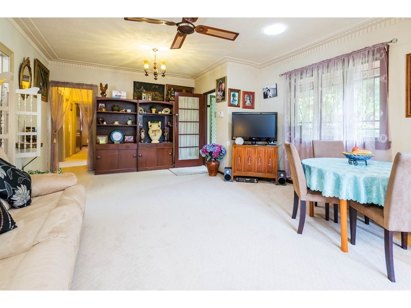 73 Carranya Street, Camp Hill QLD 4152