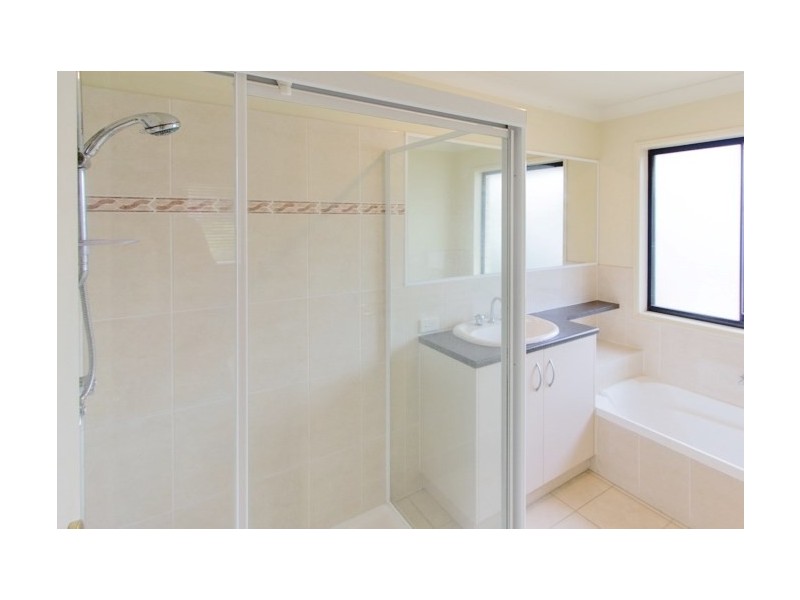 28 Alan Crescent, Eight Mile Plains QLD 4113