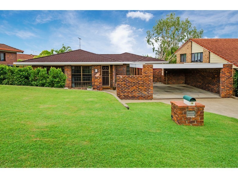 16 Rommanette Street, Mansfield QLD 4122