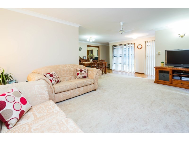 16 Rommanette Street, Mansfield QLD 4122