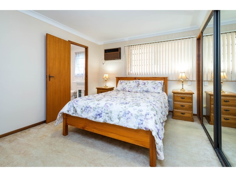 16 Rommanette Street, Mansfield QLD 4122