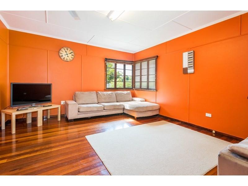 63 Broadwater Road, Mount Gravatt East QLD 4122