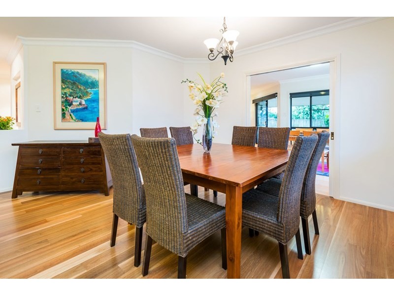 38 Eaton Place, Wishart QLD 4122