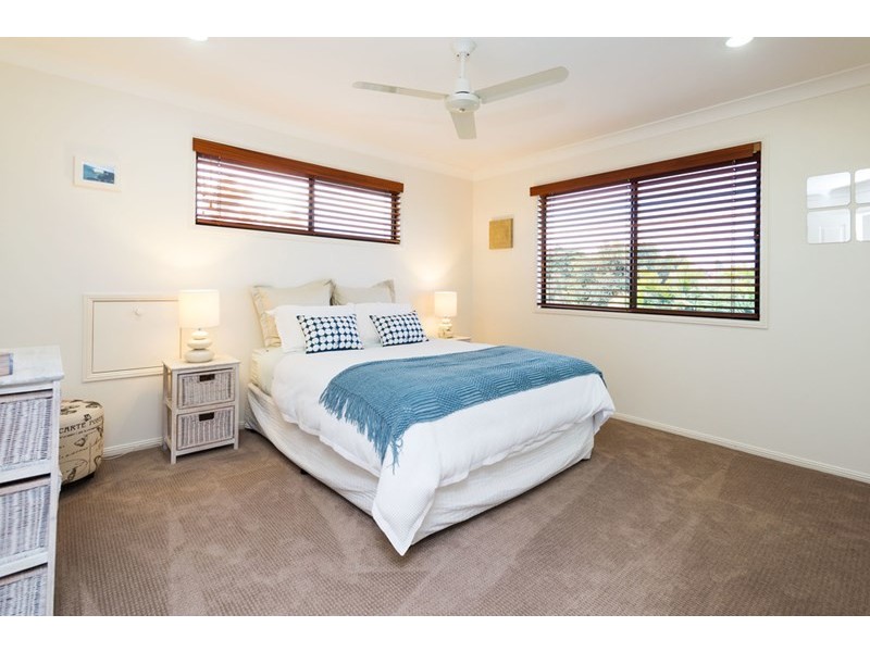 38 Eaton Place, Wishart QLD 4122