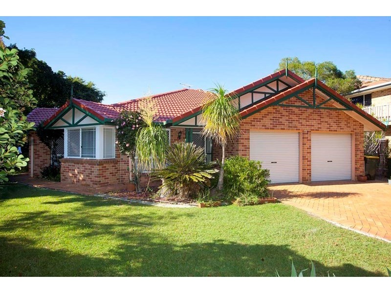 2 Rembrandt Way, Mackenzie QLD 4156