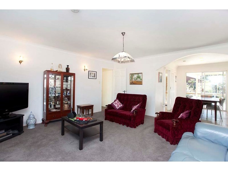 26 Honeysuckle Street, Mansfield QLD 4122