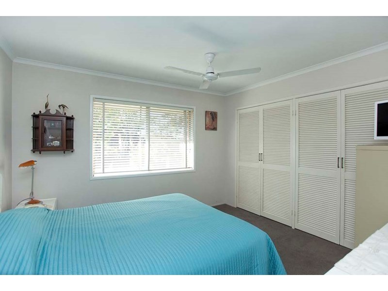 26 Honeysuckle Street, Mansfield QLD 4122