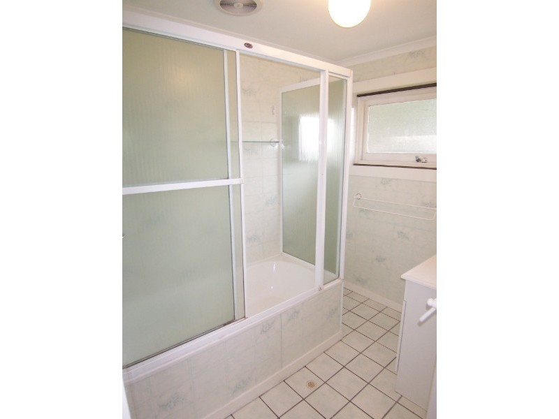 11 Parkway Street, Macgregor QLD 4109