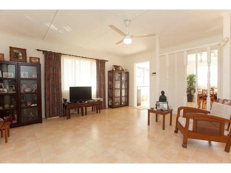 18 Olivella Street, Mansfield QLD 4122