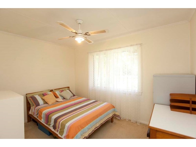 18 Olivella Street, Mansfield QLD 4122