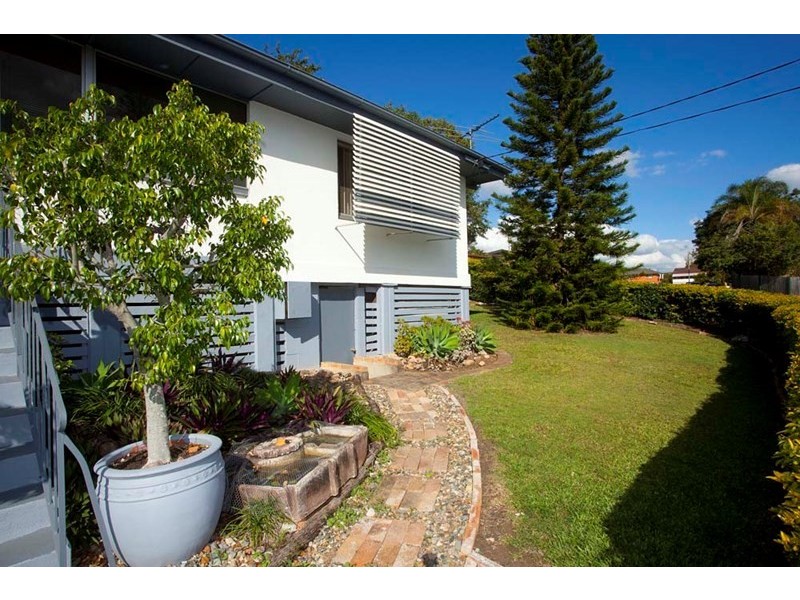 18 Olivella Street, Mansfield QLD 4122