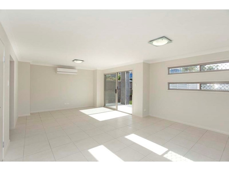 1-3/11 Springwood Street, Mount Gravatt East QLD 4122