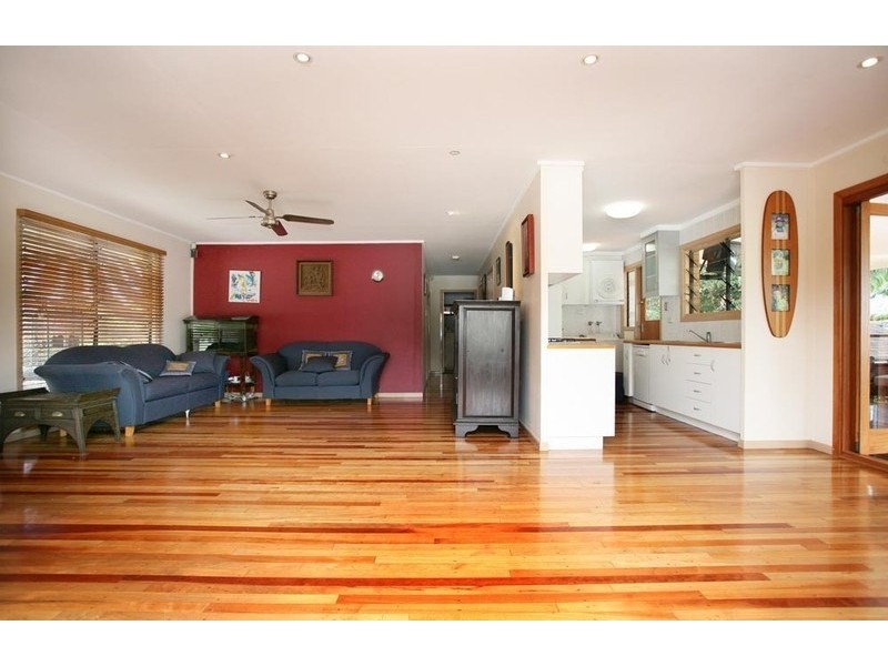 18 Amoria Street, Mansfield QLD 4122