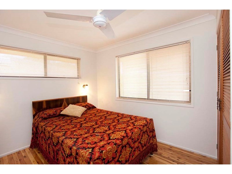 34 Lewana Street, Mansfield QLD 4122