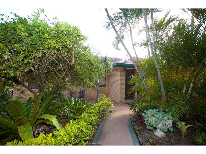 34 Lewana Street, Mansfield QLD 4122