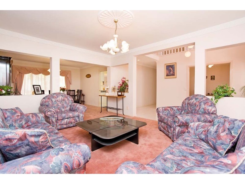 16 Hathaway Place, Sunnybank Hills QLD 4109