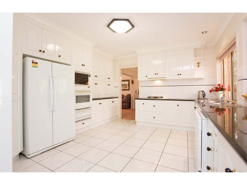 16 Hathaway Place, Sunnybank Hills QLD 4109