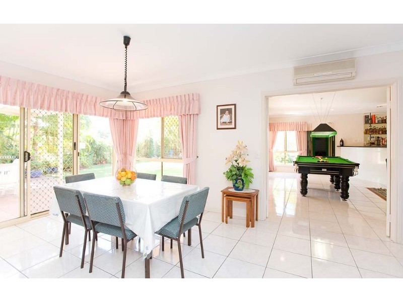 16 Hathaway Place, Sunnybank Hills QLD 4109