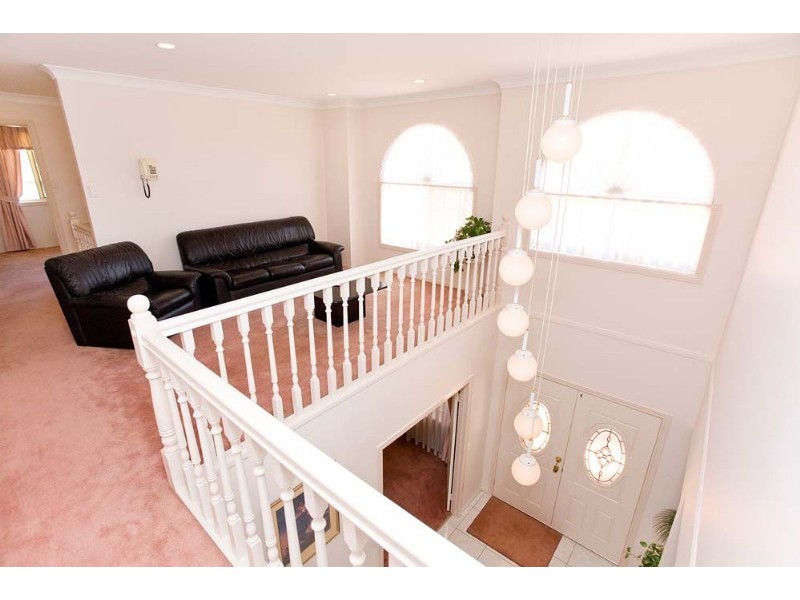 16 Hathaway Place, Sunnybank Hills QLD 4109