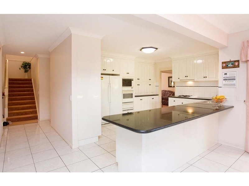 16 Hathaway Place, Sunnybank Hills QLD 4109