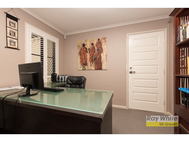 61 Gainsborough Avenue, Mackenzie QLD 4156