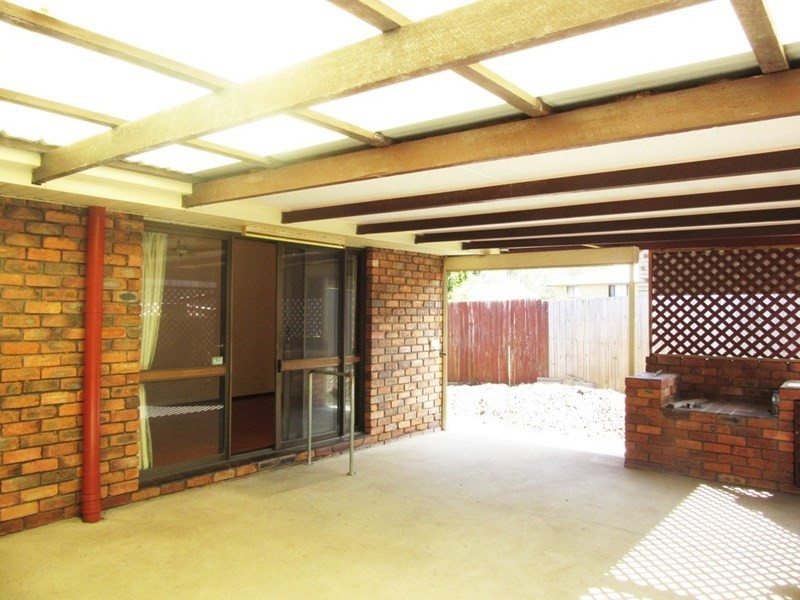 4 Wendy Place, Wishart QLD 4122