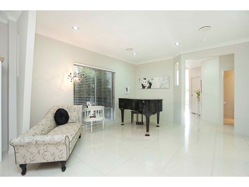 105 Wanda Road, Upper Mount Gravatt QLD 4122