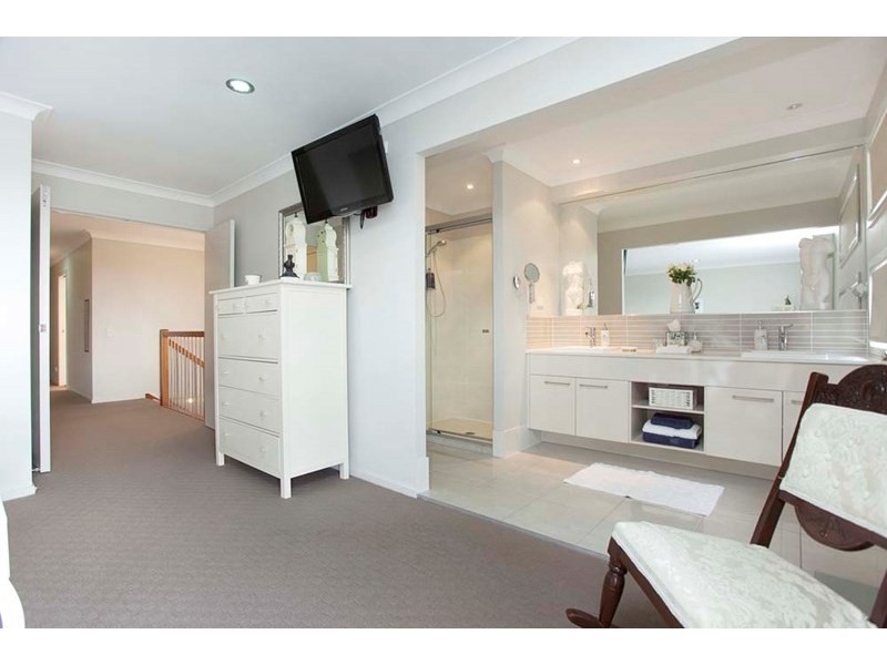 105 Wanda Road, Upper Mount Gravatt QLD 4122