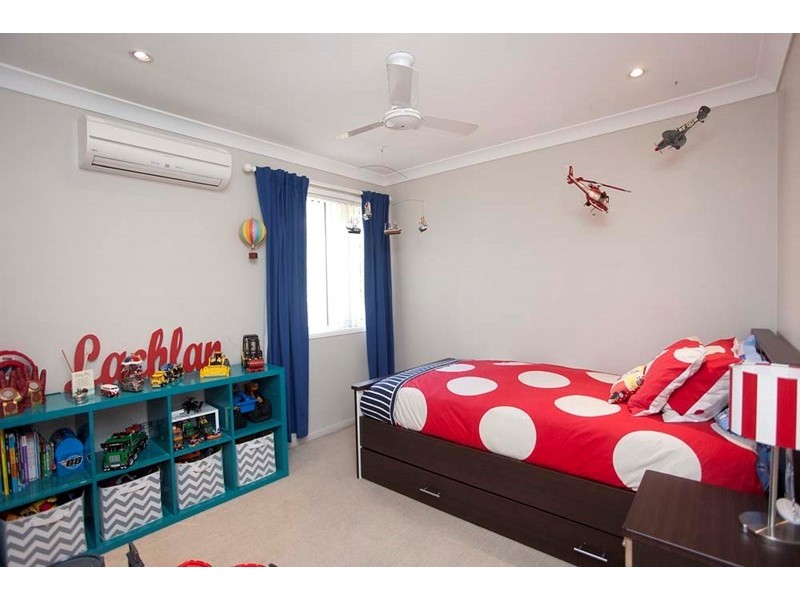 5 Titian Court, Mackenzie QLD 4156