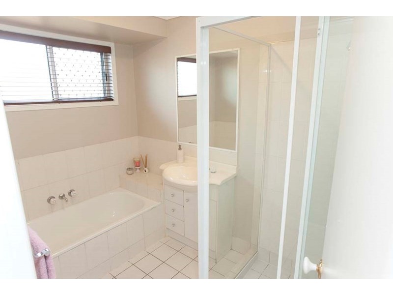 5 Titian Court, Mackenzie QLD 4156