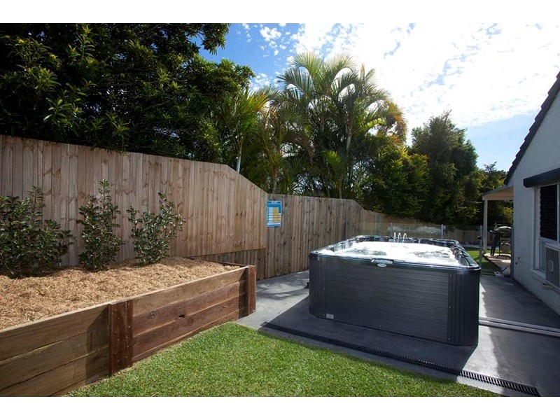 5 Titian Court, Mackenzie QLD 4156