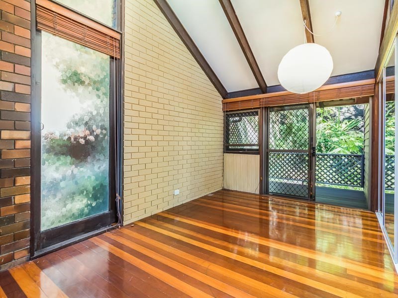 25 Barnehurst Street, Tarragindi QLD 4121