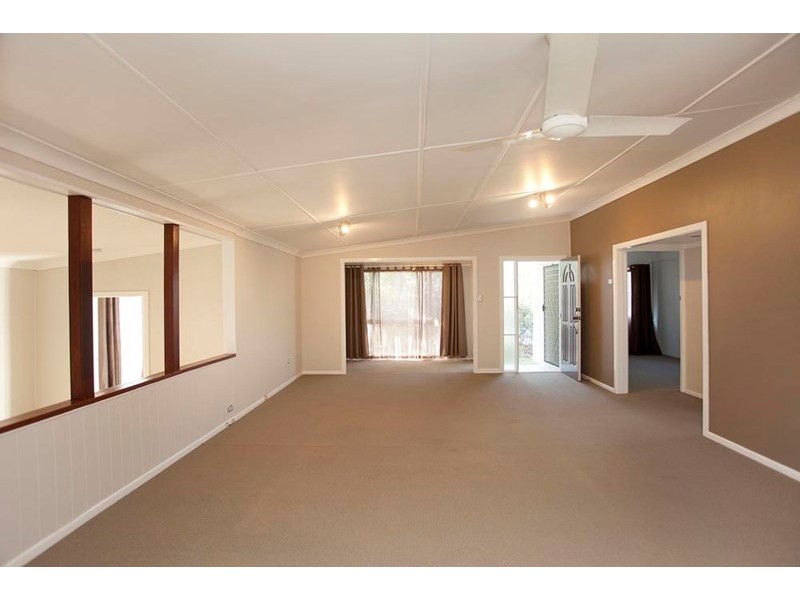 123 Nyleta Street, Coopers Plains QLD 4108