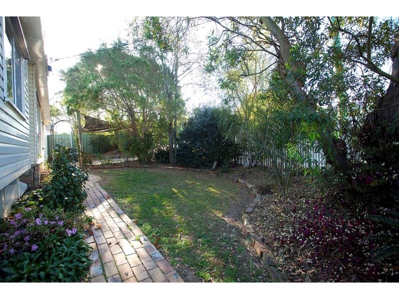 123 Nyleta Street, Coopers Plains QLD 4108