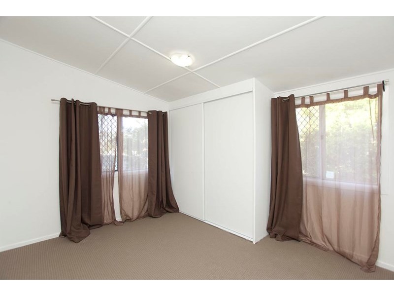 123 Nyleta Street, Coopers Plains QLD 4108