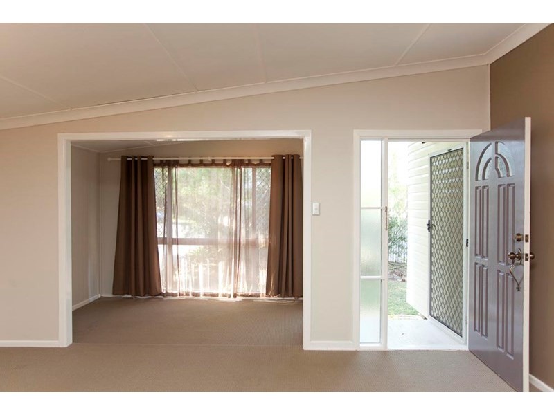 123 Nyleta Street, Coopers Plains QLD 4108