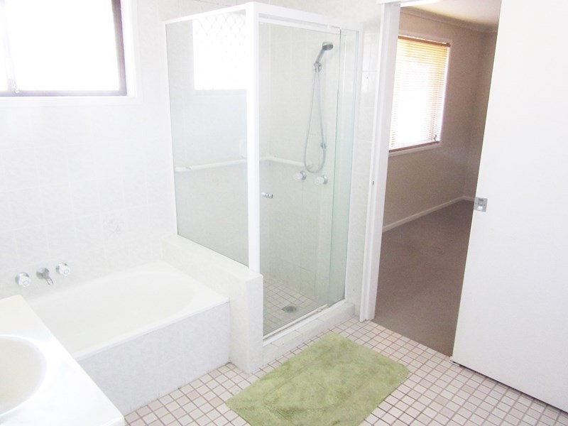 62 Modred Street, Carindale QLD 4152