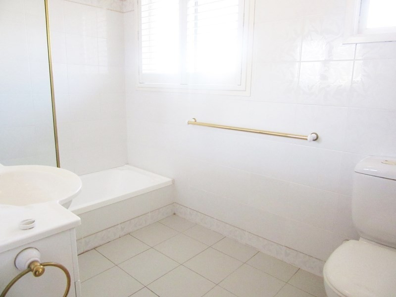 21 Trood Street, Macgregor QLD 4109