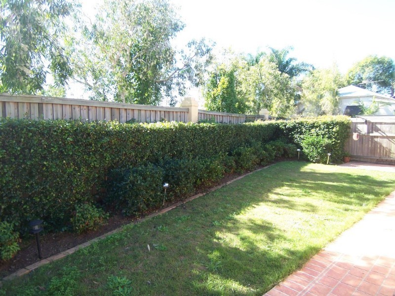 2A/22 Alpita Street, Kuraby QLD 4112